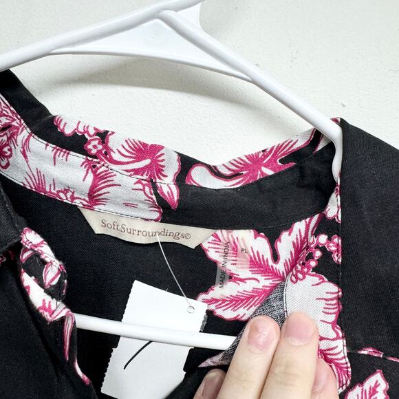 Soft Surroundings Women's Tencel Hibiscus Floral Button Down Tunic Shirt Top PL - Picture 2 of 3